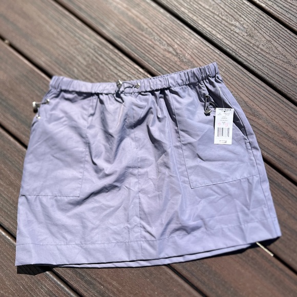 Dry Goods Dresses & Skirts - Lelis mini grey skirt size small never worn with tags